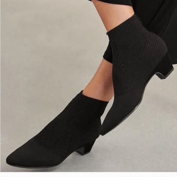 EILEEN FISHER Purl Recycled Stretch Black Knit Bootie Women’s Size 8 - Picture 1 of 12